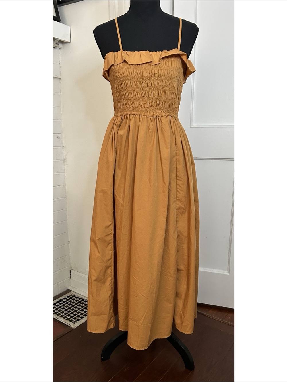 BNWOT Long Sleeveless Dress with Smocked Top and Ruffle Size M